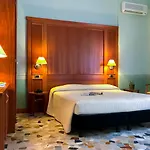 Hotel Antico Borgo 3*
