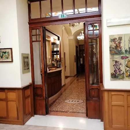 Antico Borgo 3*