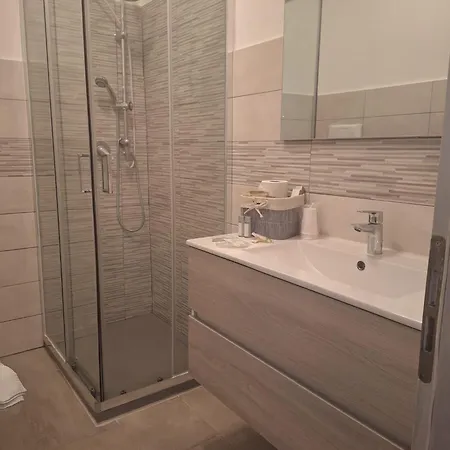 Antico Borgo Otel