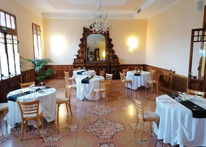 מלון Antico Borgo ריולו טרמה