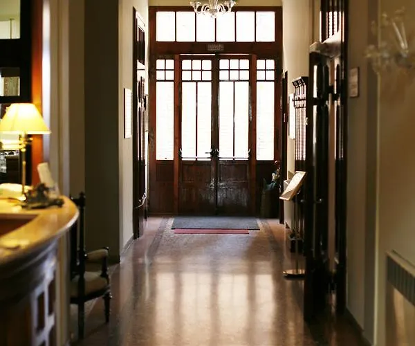 Antico Borgo Hotel 3*